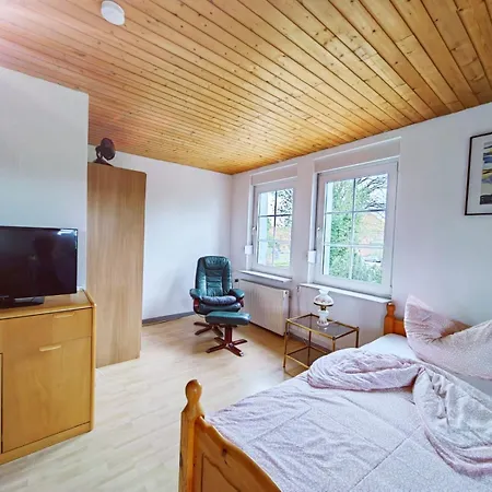 Erays Zimmervermietung Comfortable For Long-term Fitters Guest house *