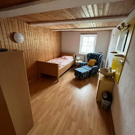 Guest house Erays Zimmervermietung Comfortable For Long-term Fitters *