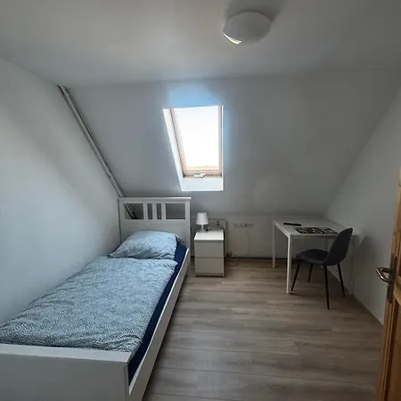 Erays Zimmervermietung Comfortable For Long-term Fitters Guest house *